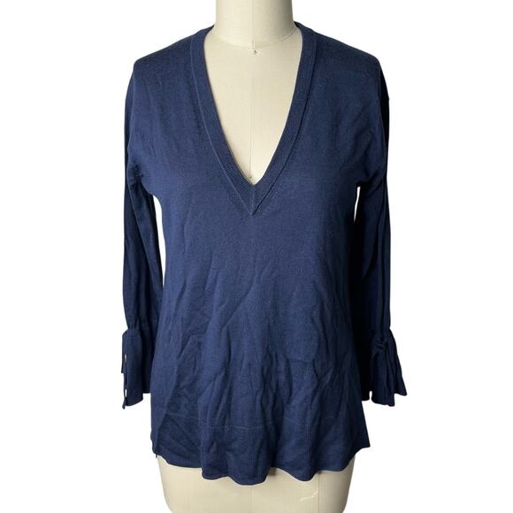 J.Crew Collection Navy 100% Merino Wool V-Neck Sweater with Bell Sleeves Size XS - Picture 1 of 6